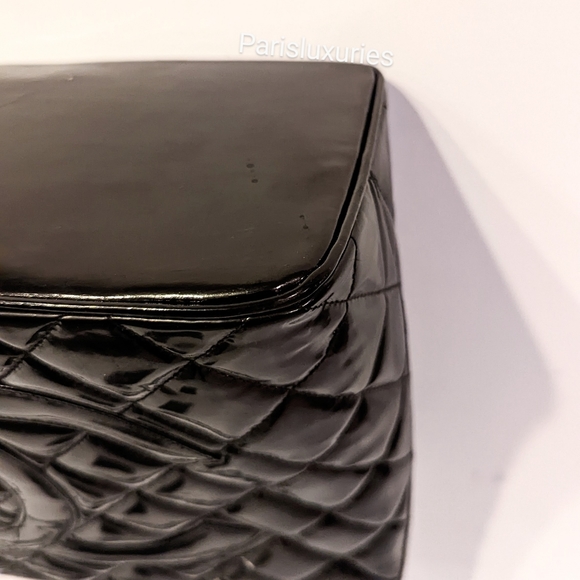 Chanel Tote - Picture 4 of 6